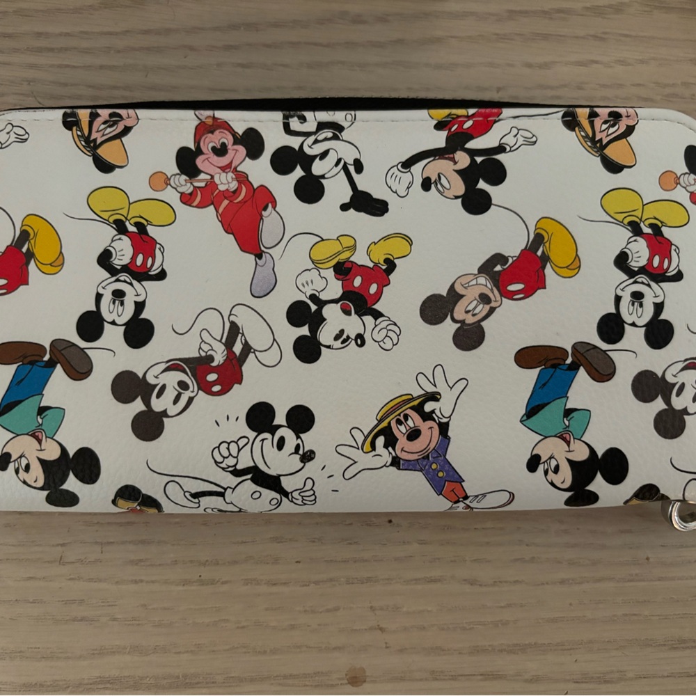 The Bradford Exchange Mickey Through the Years wallet wristlet